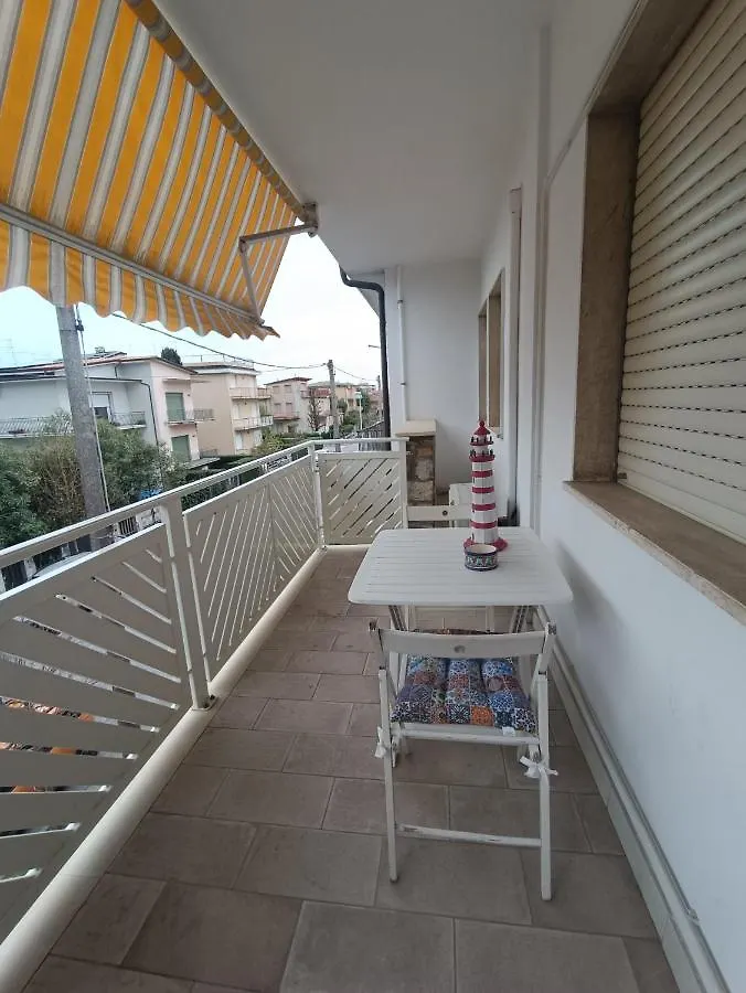 Chinocchi Family_casa Vacanze Lido di Camaiore 0*,  Italia